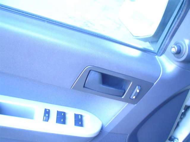 Ford Escape 2011 photo 30